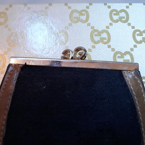 GUCCI 1980's Black Coin Wallet Small - Picture 7 of 15